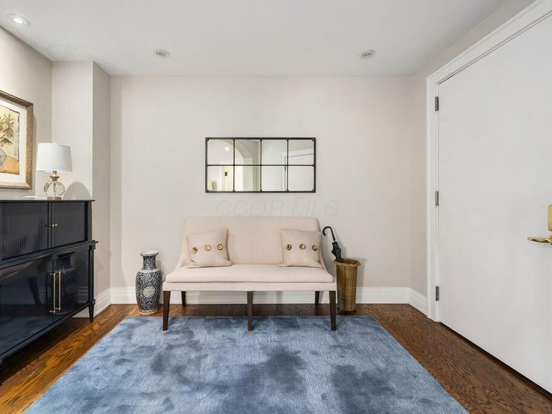 1 Miranova Place, Unit 2200, Columbus, OH 43215 Photo 3