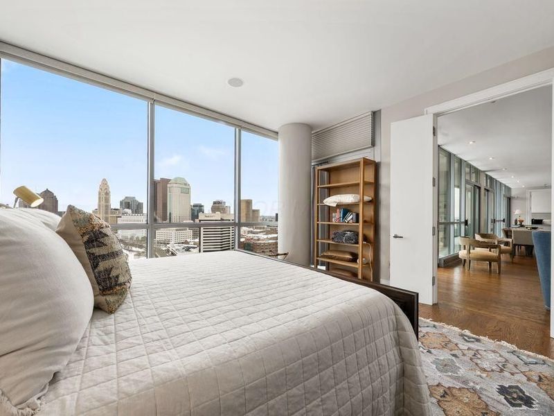 1 Miranova Place, Unit 2200, Columbus, OH 43215 Photo 32