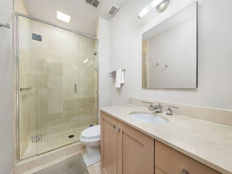 1 Miranova Place, Unit 2200, Columbus, OH 43215 Photo 36