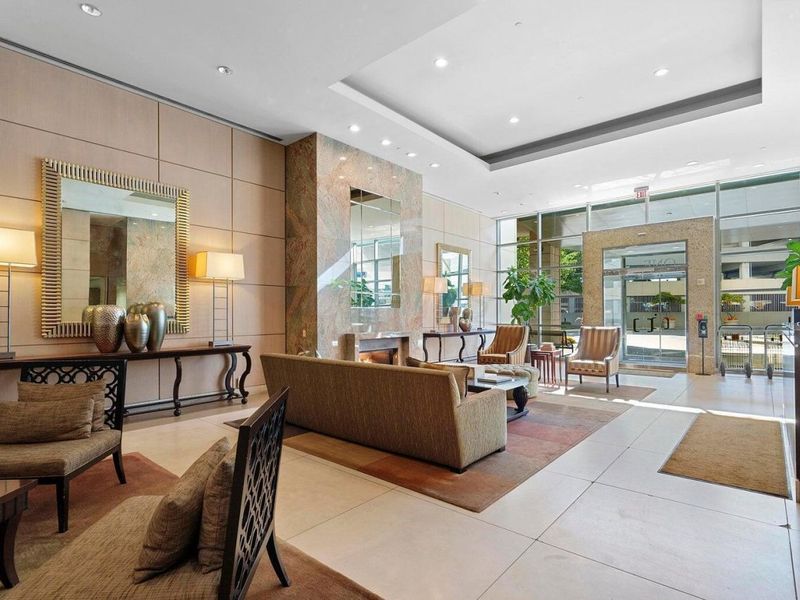 1 Miranova Place, Unit 2200, Columbus, OH 43215 Photo 43