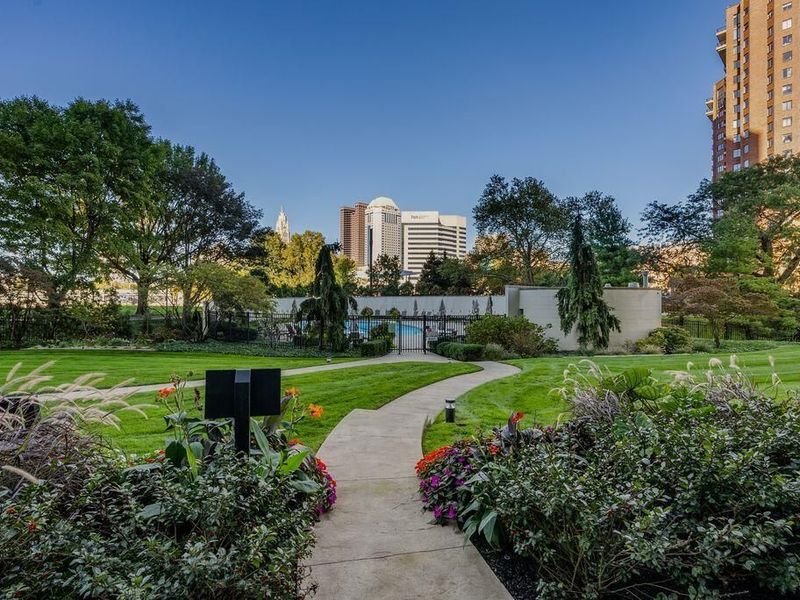 1 Miranova Place, Unit 2200, Columbus, OH 43215 Photo 44