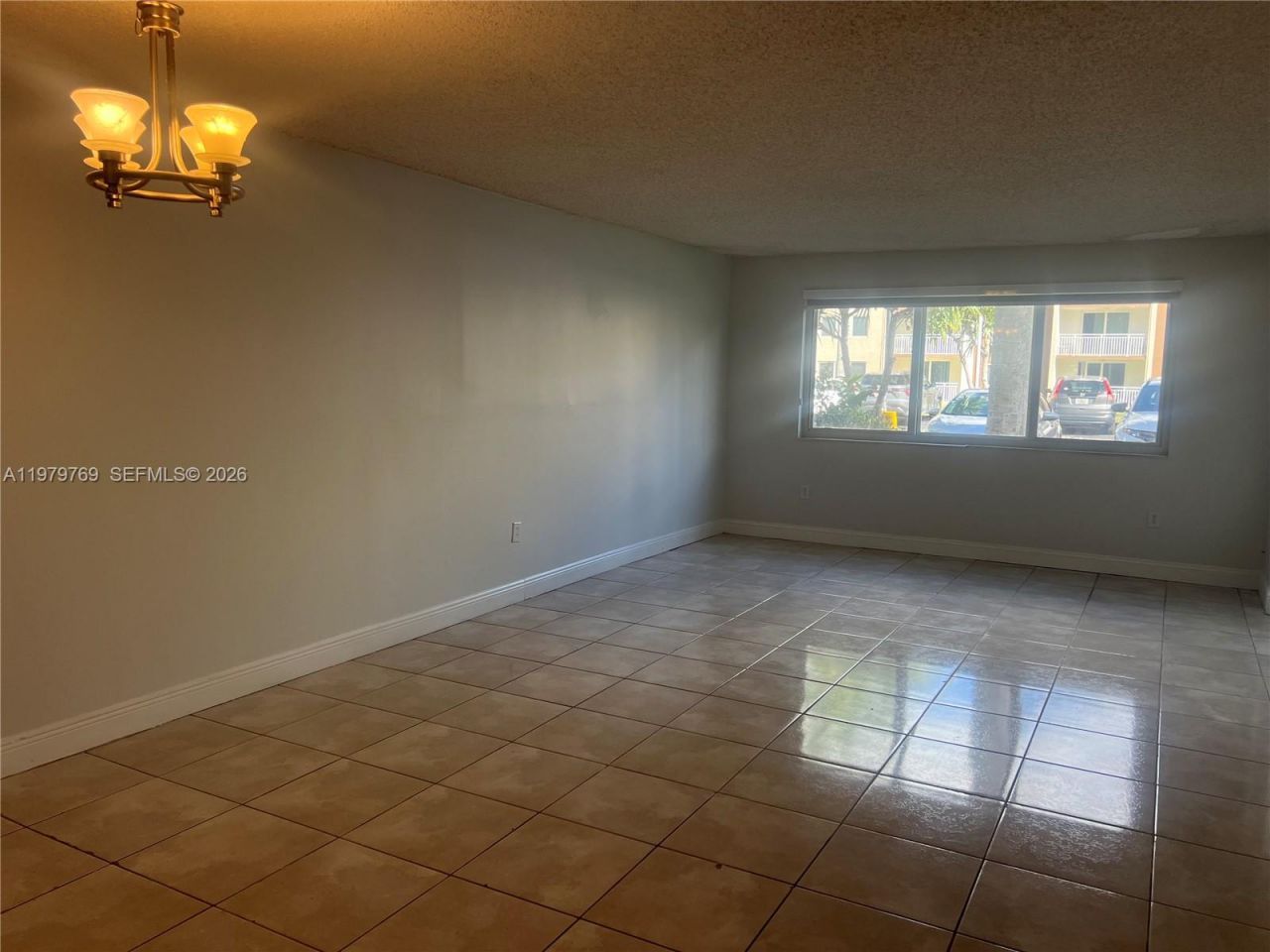 6950 Miami Gardens Dr , Unit 2-117, Hialeah, FL 33015 Photo