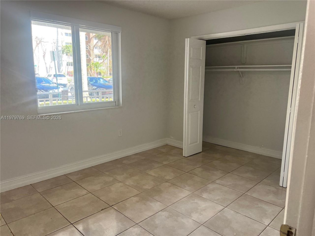 6950 Miami Gardens Dr , Unit 2-117, Hialeah, FL 33015 Photo