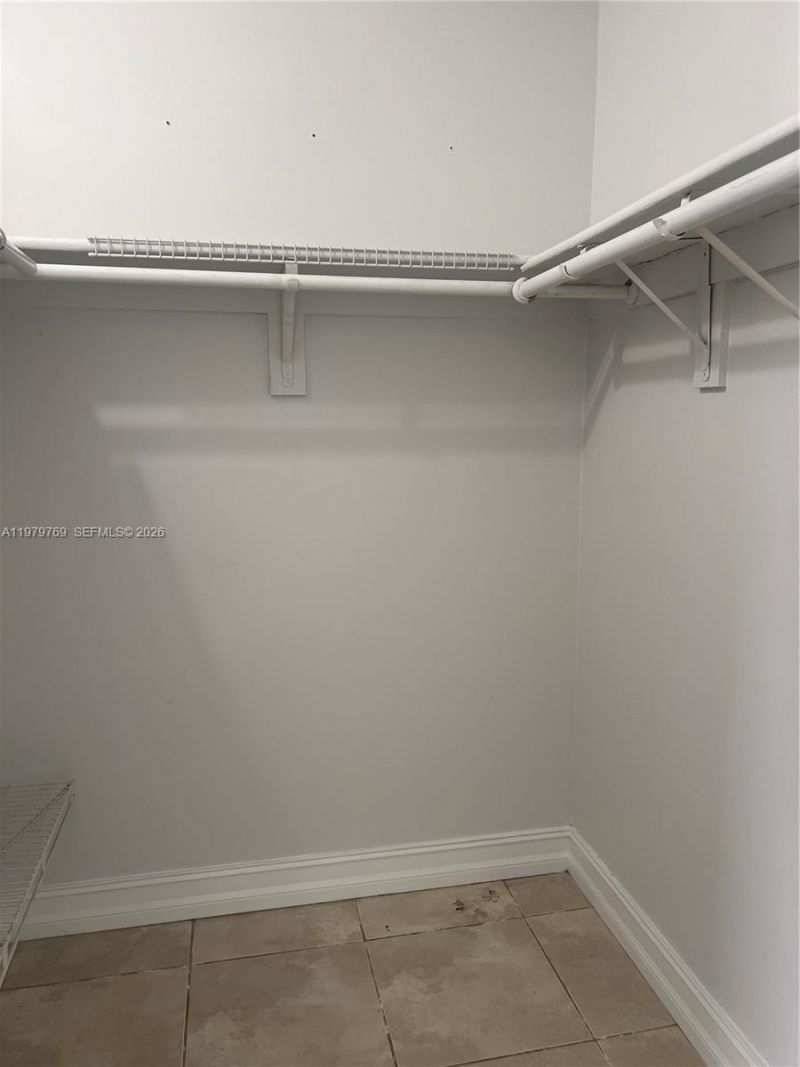 6950 Miami Gardens Dr , Unit 2-117, Hialeah, FL 33015 Photo