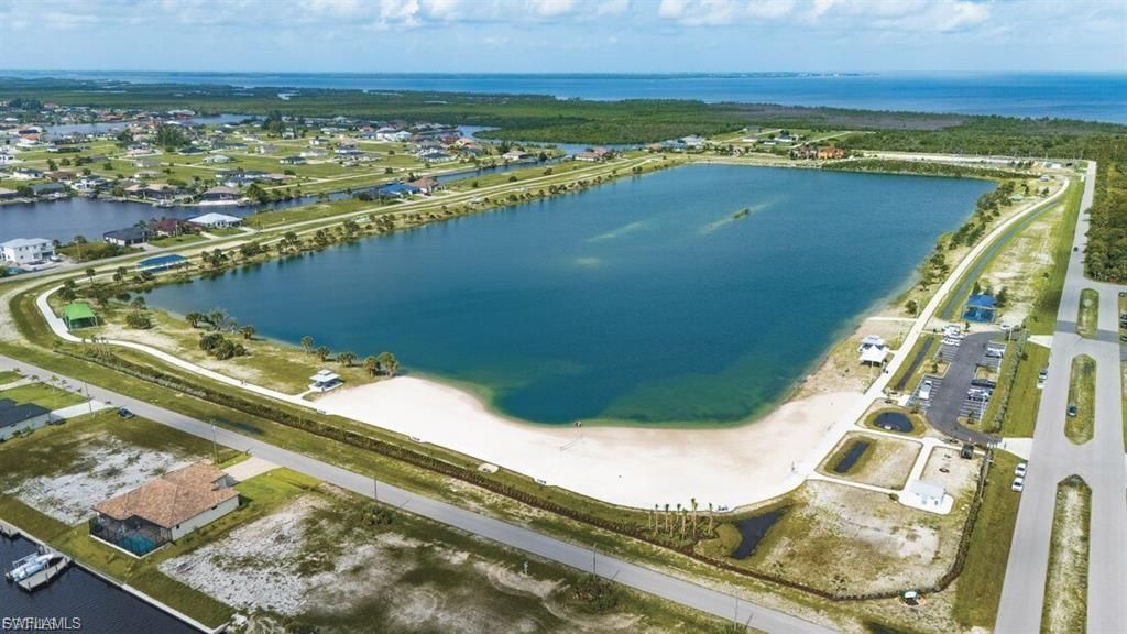 4621 NW 36th Pl , Cape Coral, FL 33993 Photo