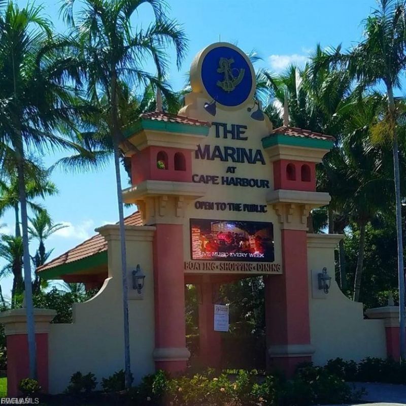 4621 NW 36th Pl , Cape Coral, FL 33993 Photo