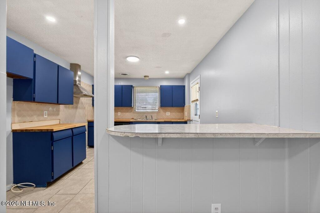 6886 Tom Thumb Drive, Jacksonville, FL 32210 Photo