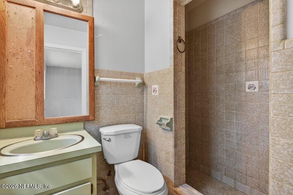 6886 Tom Thumb Drive, Jacksonville, FL 32210 Photo