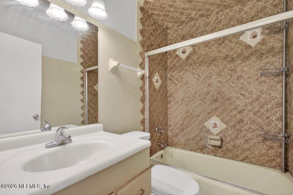 6886 Tom Thumb Drive, Jacksonville, FL 32210 Photo