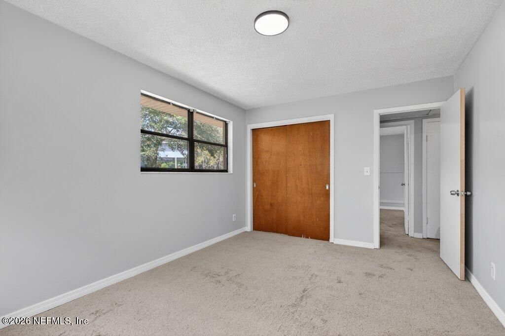 6886 Tom Thumb Drive, Jacksonville, FL 32210 Photo