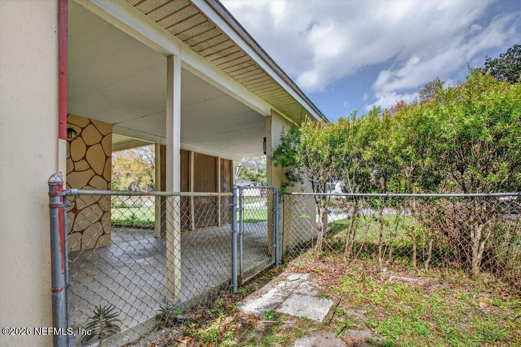 6886 Tom Thumb Drive, Jacksonville, FL 32210 Photo