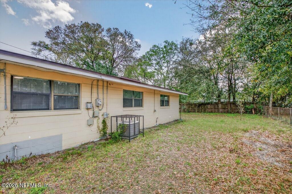 6886 Tom Thumb Drive, Jacksonville, FL 32210 Photo