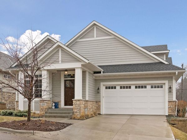 4900 Hawthorne Court, Edina, MN 55436