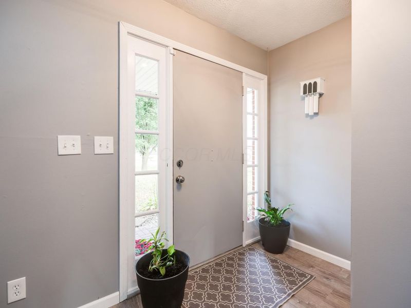 75 Country Manor Drive SE, Washington Court House, OH 43160 Photo 2