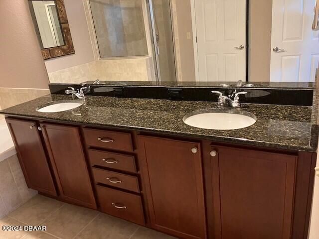 2801 S Ridgewood Avenue, Unit 807, South Daytona, FL 32119 Photo