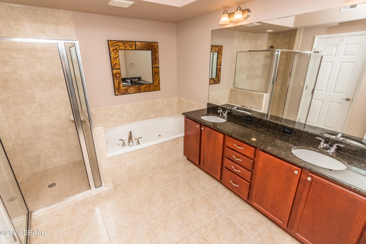 2801 S Ridgewood Avenue, Unit 807, South Daytona, FL 32119 Photo