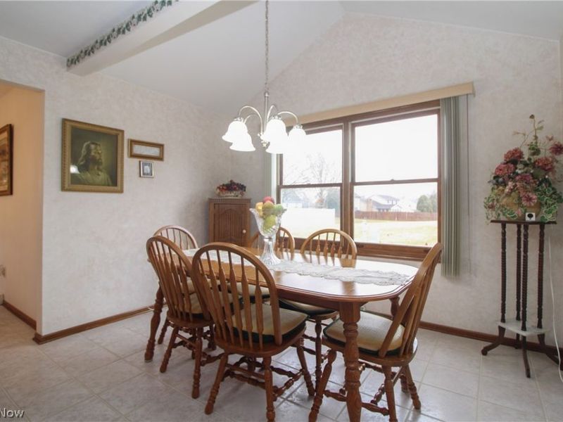 810 Kentwood Drive, Unit 3, Boardman, OH 44512 Photo 10