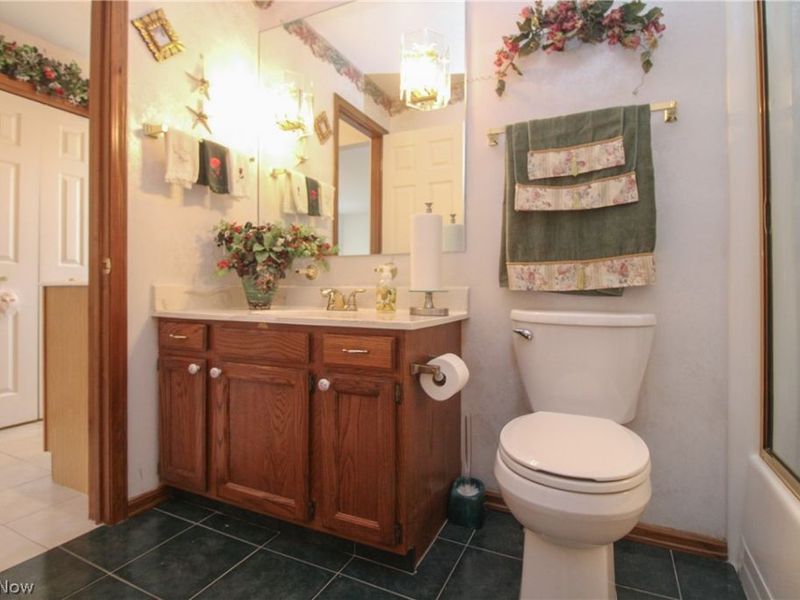 810 Kentwood Drive, Unit 3, Boardman, OH 44512 Photo 17