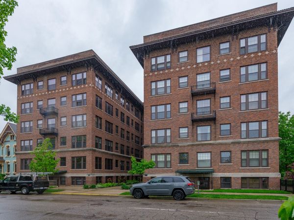 471 W South Street, Unit 207, Kalamazoo, MI 49007