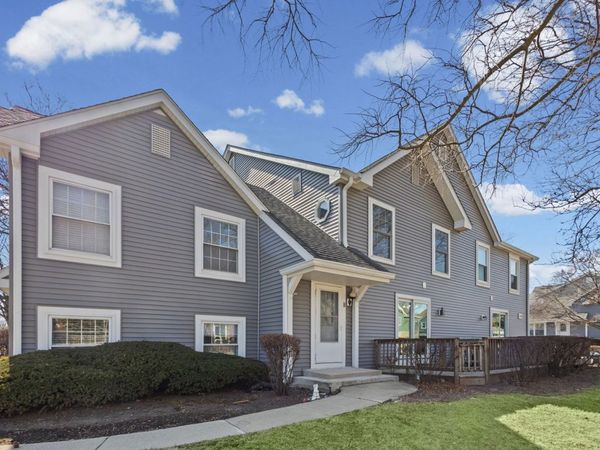 2703 Wayfaring Lane , Unit B, Lisle, IL 60532