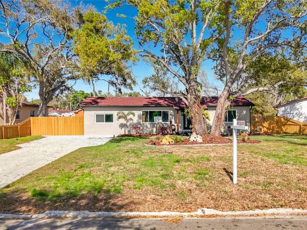 2335 MURILLA WAY S, ST PETERSBURG, FL 33712