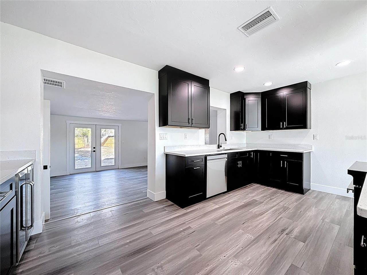 2335 Murilla Way S, Saint Petersburg, FL 33712 Photo