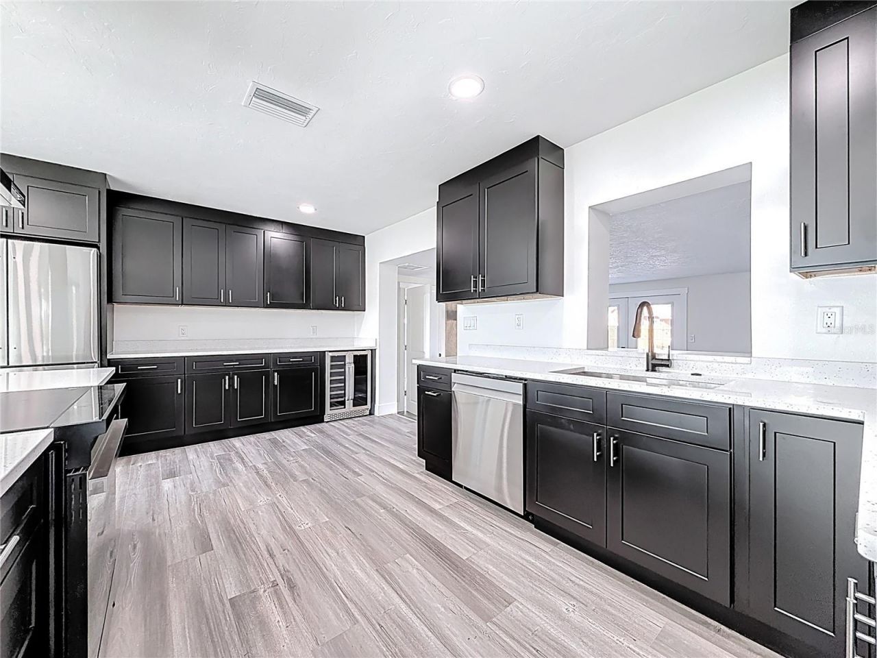 2335 Murilla Way S, Saint Petersburg, FL 33712 Photo