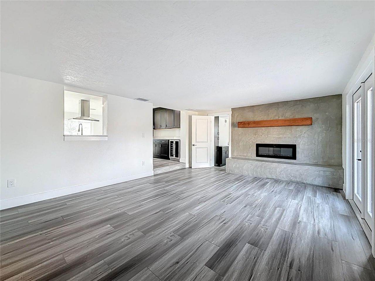 2335 Murilla Way S, Saint Petersburg, FL 33712 Photo