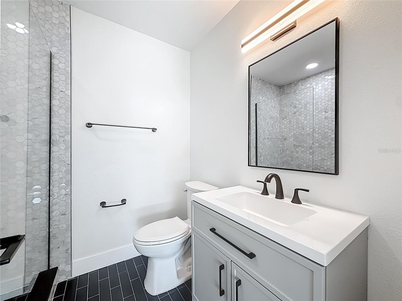 2335 Murilla Way S, Saint Petersburg, FL 33712 Photo