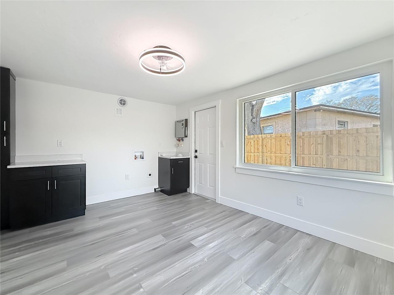 2335 Murilla Way S, Saint Petersburg, FL 33712 Photo