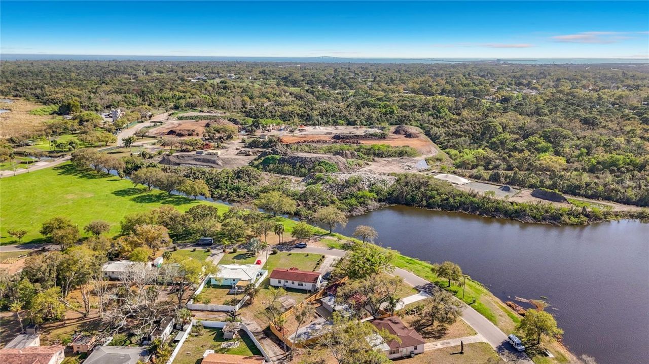 2335 Murilla Way S, Saint Petersburg, FL 33712 Photo