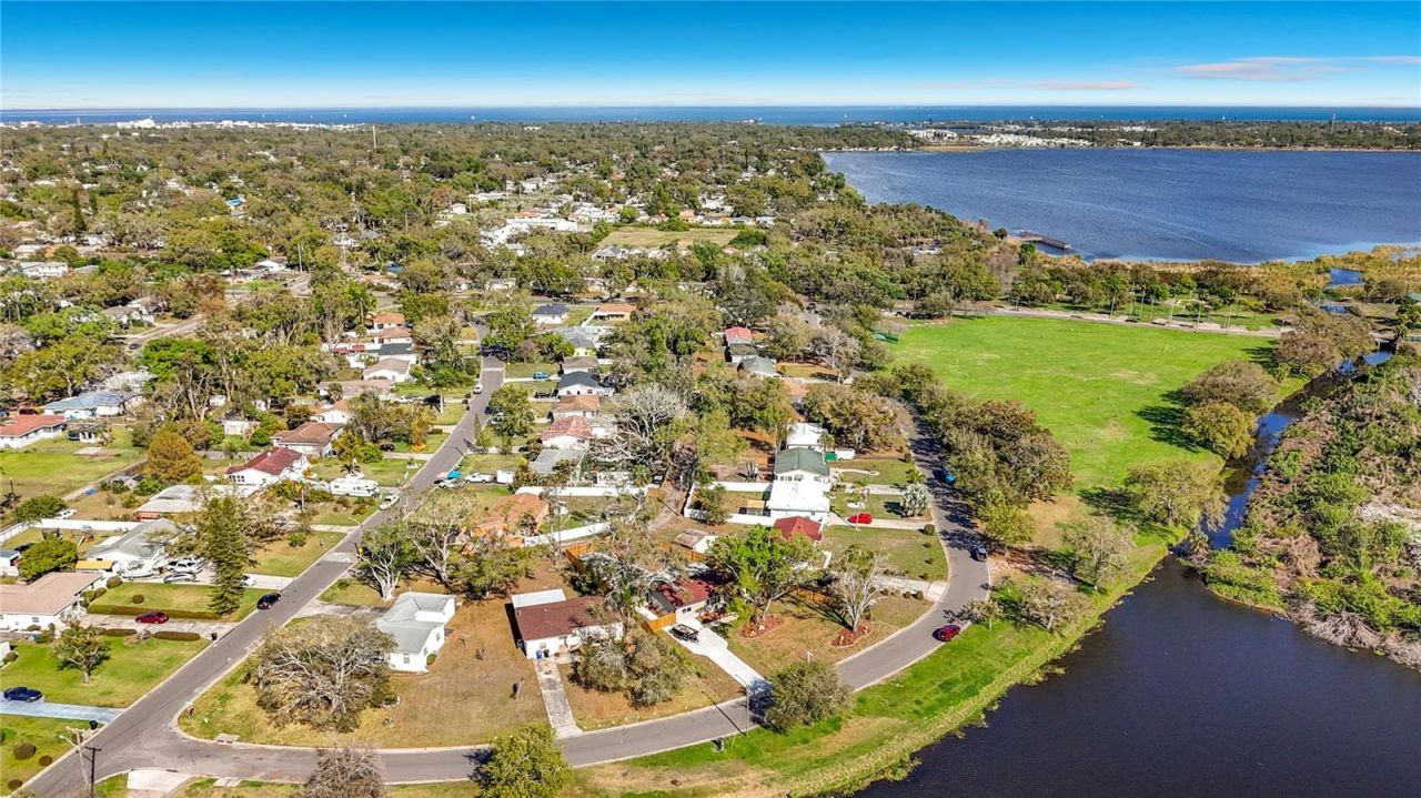 2335 Murilla Way S, Saint Petersburg, FL 33712 Photo