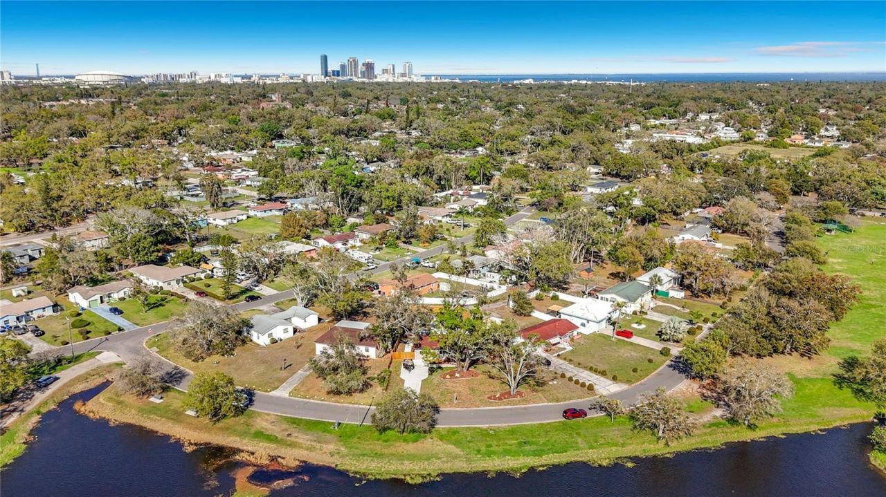 2335 Murilla Way S, Saint Petersburg, FL 33712 Photo