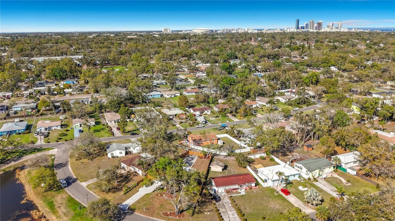 2335 Murilla Way S, Saint Petersburg, FL 33712 Photo