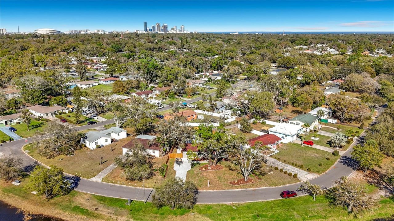 2335 Murilla Way S, Saint Petersburg, FL 33712 Photo