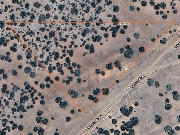 57950 N POTRERO Parkway, Unit 4019, Seligman, AZ 86337