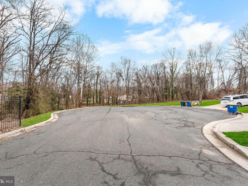 Whitwell Drive, Landover, MD 20785 Main Photo