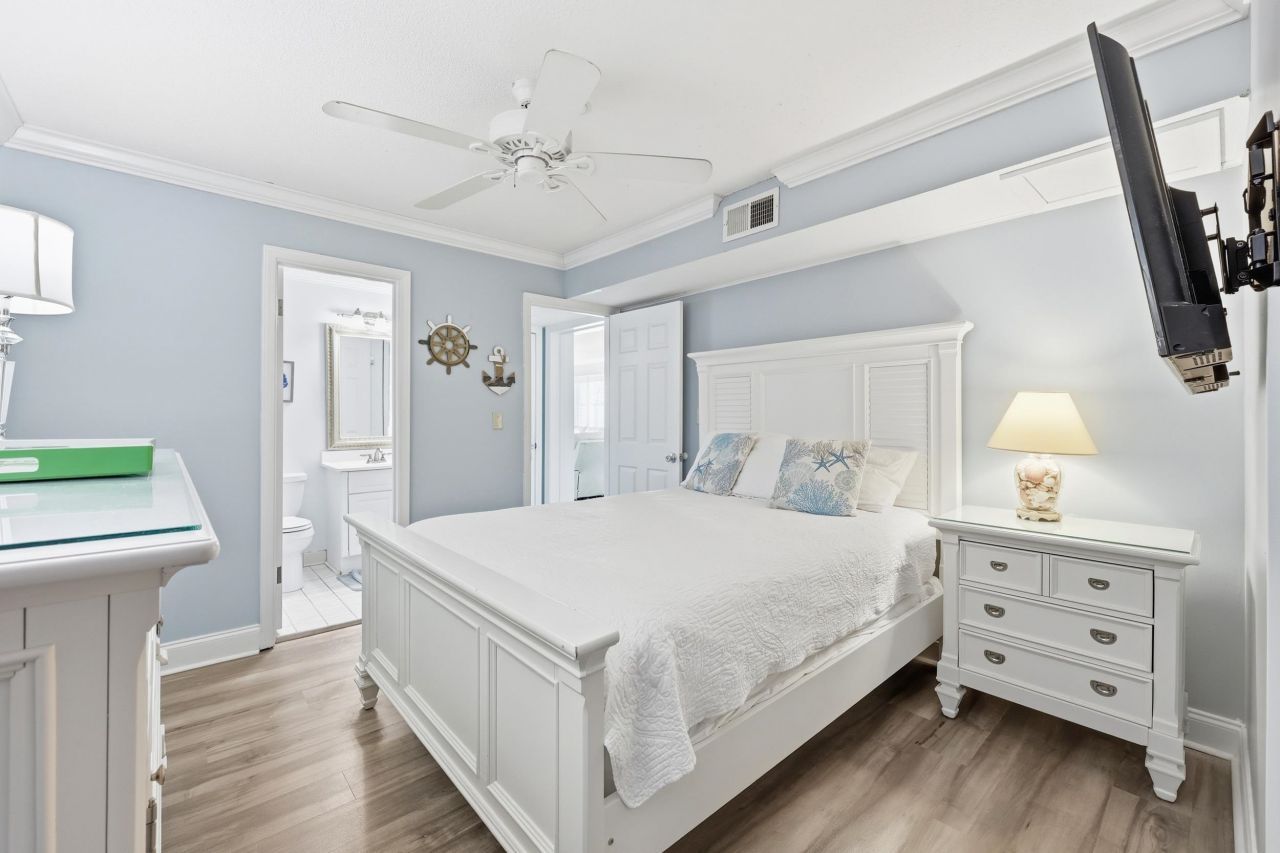 1310 N Waccamaw Dr. Photo 18