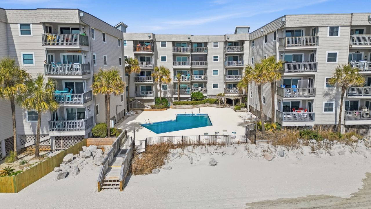 1310 N Waccamaw Dr. Photo 25