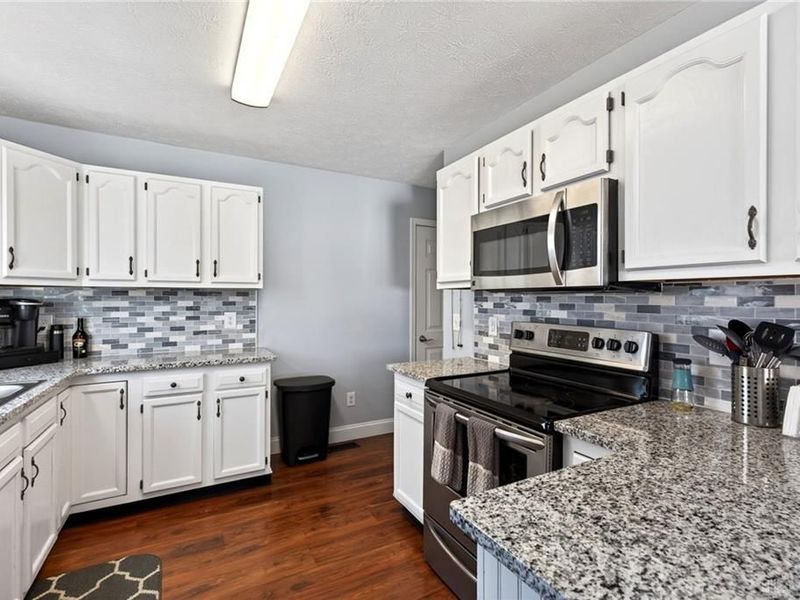 2936 W Barnhill Place, Xenia, OH 45385 Photo 18