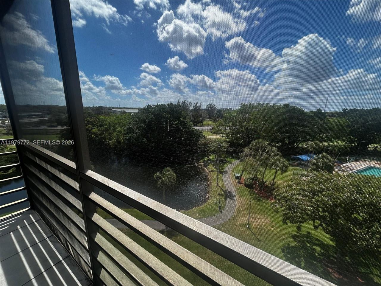 1200 Saint Charles Pl, Unit 606, Pembroke Pines, FL 33026 Photo