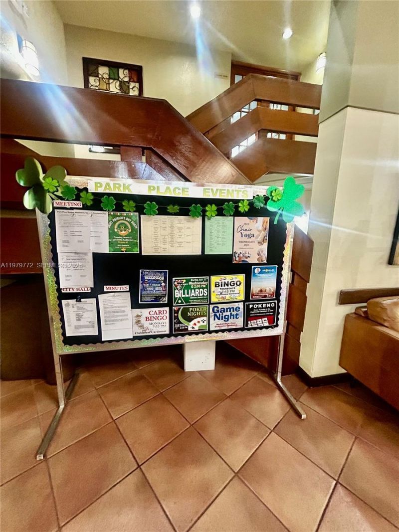 1200 Saint Charles Pl, Unit 606, Pembroke Pines, FL 33026 Photo