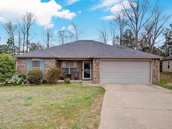 44 Bracey Circle, Little Rock, AR 72204