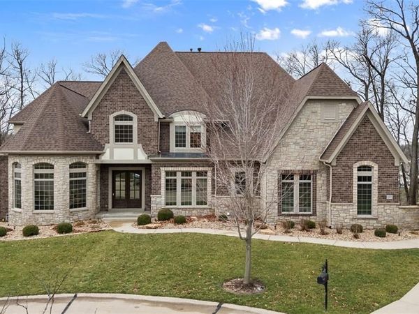 1401 Fox Hill Farms Court , Chesterfield, MO 63005