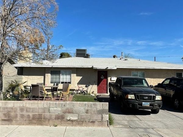 1212 E Webb Avenue , North Las Vegas, NV 89030