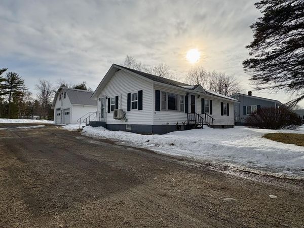 16 Lagrange Road, Howland, ME 04448