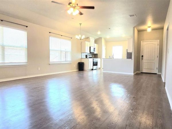 136 Mike Warner DR , Burnet, TX 78611