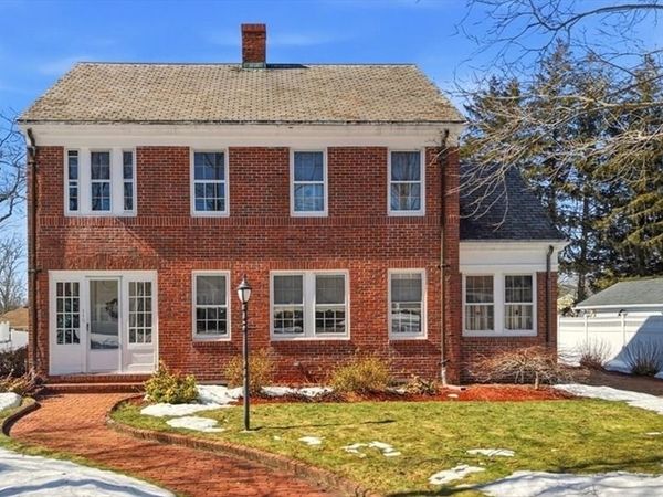 115 Davenport St, Taunton, MA 02780