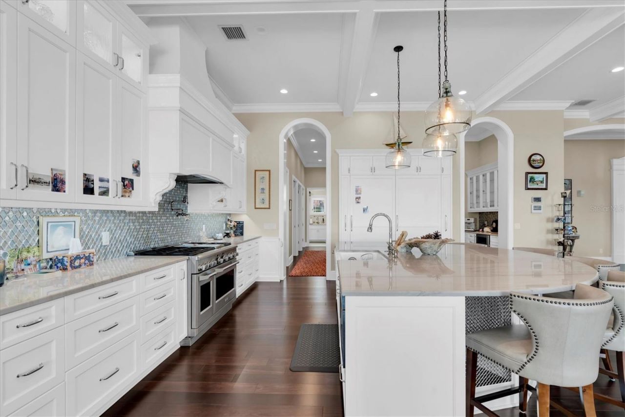 4650 Ridge View Road , Palm Harbor, FL 34684 Photo