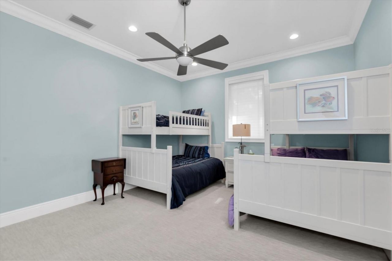 4650 Ridge View Road , Palm Harbor, FL 34684 Photo